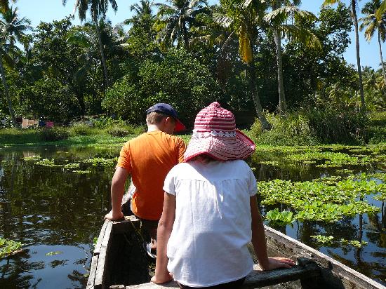 arakalheritage's tweet photo. Spend your vacation days at the alluring beaches and backwaters of Marari! Stay and enjoy at Arakal Heritage! Book your rooms now at +91 9847268661 !
#arakalheritage #treemonks #beachlife #beachbody #travel https://t.co/0XLbsTEm6S