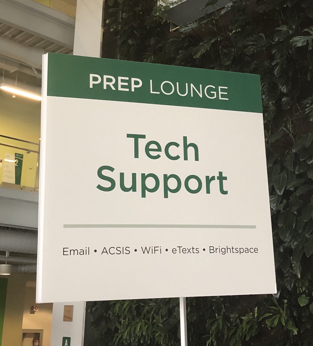 AlgonquinITS's tweet photo. Come find the @AlgonquinITS team in CA Building, Minto Hall - 1st floor lobby, for AC Start. We can help get you connected and prepped for Day 1. @AlgonquinColleg #Welcome #Winter19 #ACStart #ACITSupport https://t.co/V2VWAeeKtk