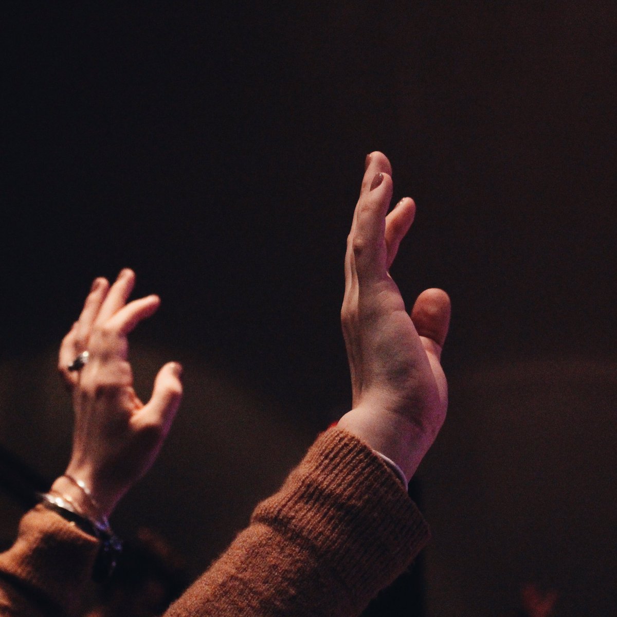 GreenvilleFirst's tweet image. “... lifting up your hands in holy worship; come and bless the Lord!”
Psalms 134:2 

#greenvillefirst