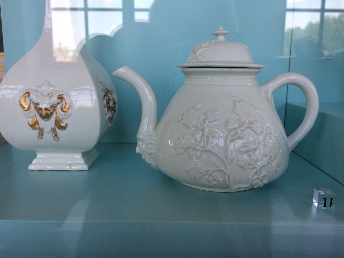 arts_antique's tweet photo. Just a travel sharing experience - the Zwinger Museum in Dresden.
The world’s largest collection of early Meissen porcelain is on display in the Zwinger Museum. https://t.co/xPnuLKPN0a