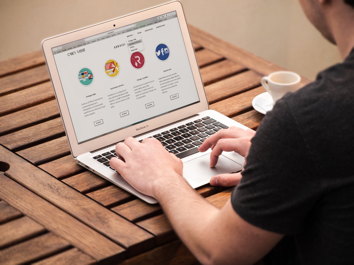 WinsiteDigital's tweet photo. What do you wish you could change about your business's website? #website #UX #design https://t.co/ZwqA00YjpB