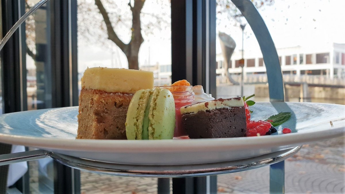 RiverGrilleBris's tweet photo. Our Afternoon Tea has been featured in this travel blog by @Giovyfh.  It's in Italian but you can translate it and there are some great pics too! https://t.co/pNAF0lEpTD https://t.co/PaODIa46uX