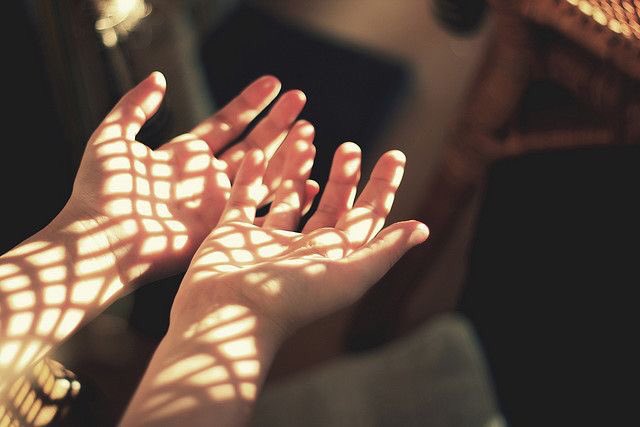 _happybot's tweet image. ┊͙keep shining 
    ┊͙the world needs your light