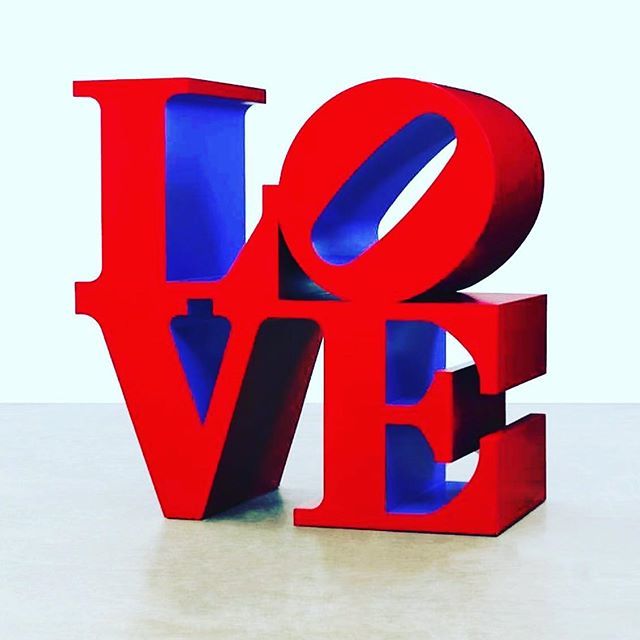 Let’s start the year with the iconic piece, Love, by Robert Indiana
#love #robertindianalove  #lovesculpture #ayearfulloflove bit.ly/2QmQPYy