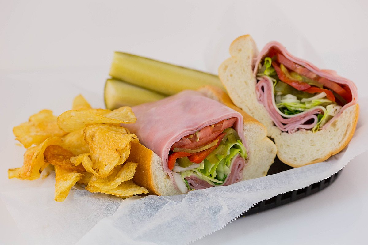 OGsubs_32301's tweet photo. Happy New Year! Start the new year with an Outrageously Good sub, salad or wrap from OG Subs. Open today 10:30am to 3:00pm. Order online at https://t.co/RD0kuF5jcg, pickup or delivery. #OGsubs #FSUstudent #TallahasseeBusiness #FSUfaculty #FAMU https://t.co/CPd7fwLOkU