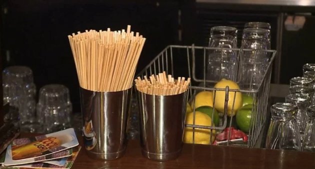 Plastic Pollution Coalition member, <a href="/AardvarkStraws/">Aardvark Straws</a>, is the only U.S. producer of paper straws and they are crushing it!!! #plasticpollutes #noplasticstraws <a href="/NoPlasticStraws/">TheLastPlasticStraw</a> ow.ly/GZFk30n5FB5