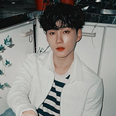 HuppleL's tweet photo. #BaronStayStrong
Choi Chung Hyeok sufrió la perdida de su madre el 1 de Enero. Por Dios que terrible noticia, solo quiero decir que le deseo mucha fuerza a la familia de Baron y especialmente a el, tod@s las VAMPZ lo estamos apoyando, no esta solo 💕. https://t.co/TyJzxqTMNB