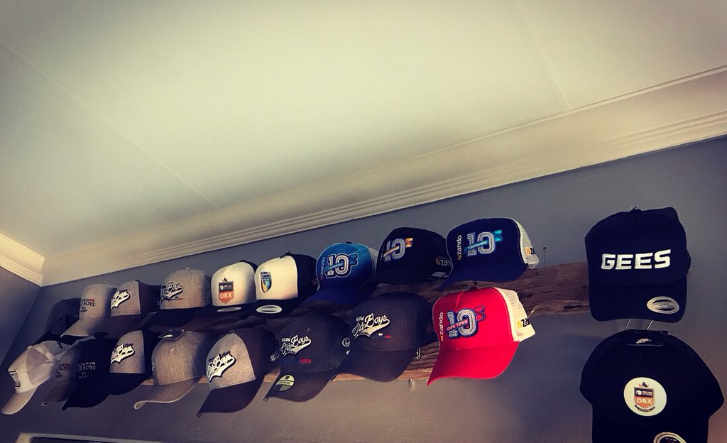 mobrugby's tweet photo. Someone has a cap problem.
#obcap
#obcapblack
#obcap2
#obcap3
@oldboystens caps
@tshwane10s caps
@capetown10s caps
@westcoastcrew10s #gees cap
@rocomamas #obcap3 https://t.co/iZMyzRWXYG