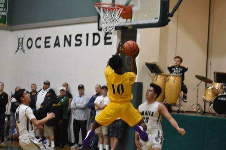 Tyson Robinson has been huge for the El Camino Wildcats this season. Arguably one of the the best on ball Defenders in his Class and continues to fill up the stat sheet night in and night out.