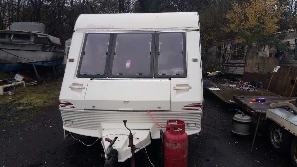 Another   Caravan in for breaking
or for self  build