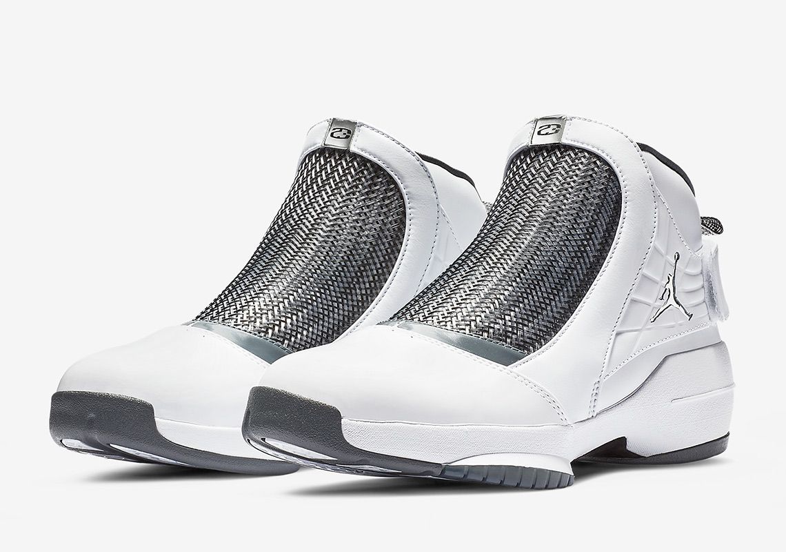 SneakerNews's tweet photo. Are you excited for the return of the Air Jordan 19?
https://t.co/xOCOhk5Nca https://t.co/kbirV6D7D2