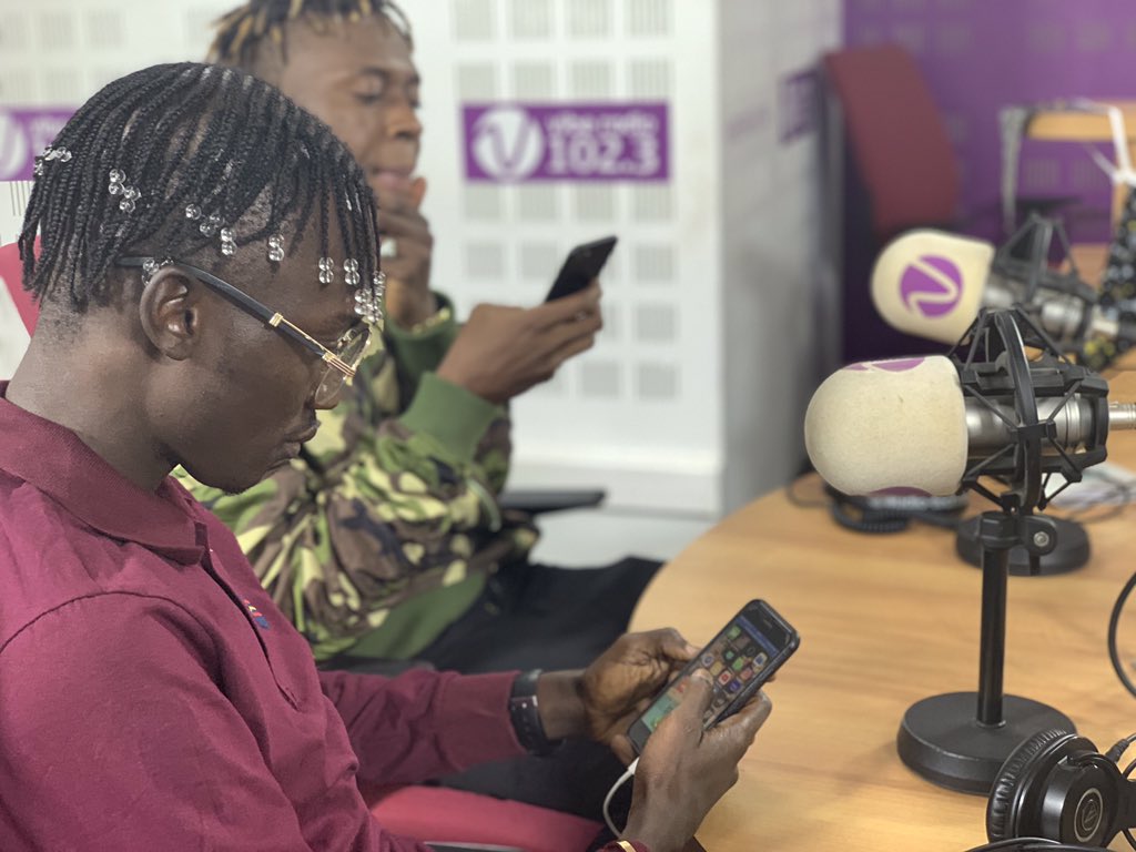 Noblesofficial_'s tweet photo. Great interview last night on @VibeRadioSN with #Talrek s/o to all the Gambians that we’re listening through online, y’all keep us going #gammusic #nyatoo we connecting https://t.co/VVsYgBS4Cj