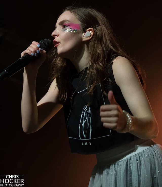 HockerPhoto's tweet photo. Chvrches | The Fillmore Charlotte | Charlotte, NC | 10.16.18 
#chvrches #chvrchesconcert #laurenmayberry #fillmorenc #charlottephotographer #charlottephotography #nikon #nikond7500 #d7500 #bandphotos #bestmusicshots #concert #concertphoto #concertphotogr… https://t.co/XIcMFMffEJ https://t.co/ZL529D4hG9