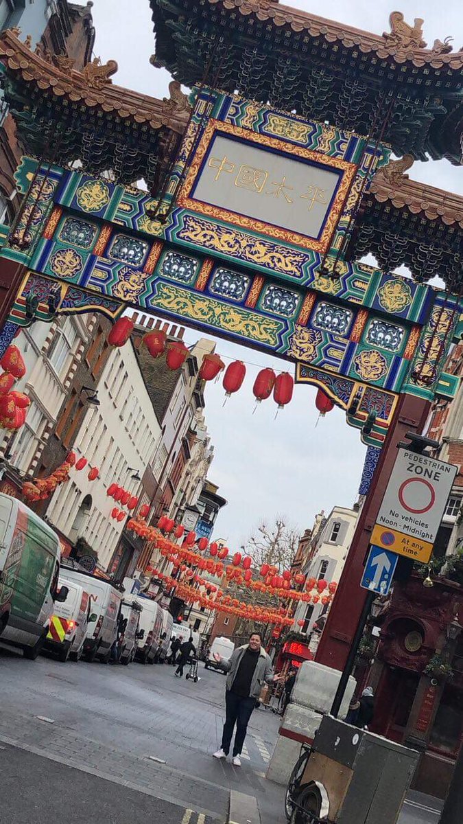 TinPotTheatre's tweet photo. Widow Twankey is looking for her next laundry... will she find it in time for our #panto in December 2019?! #Aladdin #London #rotherhamiswonderful #barnsleyisbrill #Theatre #PantoDames https://t.co/cxx9fkkajO