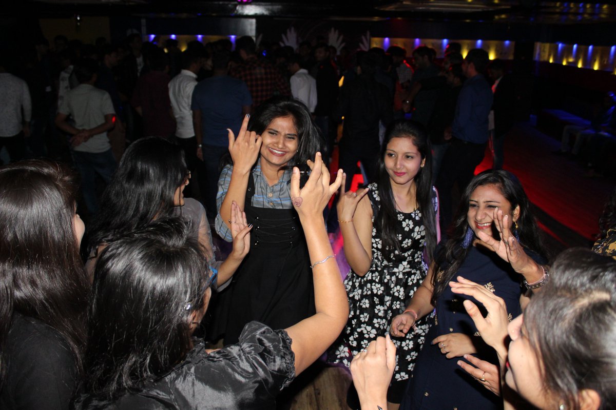 TheOne_Tech's tweet photo. @TheOne_Tech Annual Year Ending Party 🤘#31stDecember 
Our Annual event took place in style and we are ready to welcome the #NewYear with a bang. Work hard, Party Harder is what we believe in our workplace. #Welcome2019 #teamwork https://t.co/8uONnqIWAU