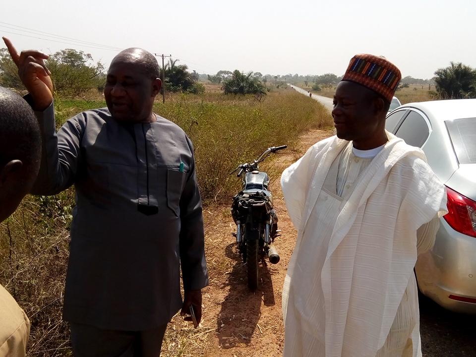 ZangonLg's tweet photo. The Paramount ruler of the area Agwom Akulu visited the location https://t.co/ybYIk2R9fr