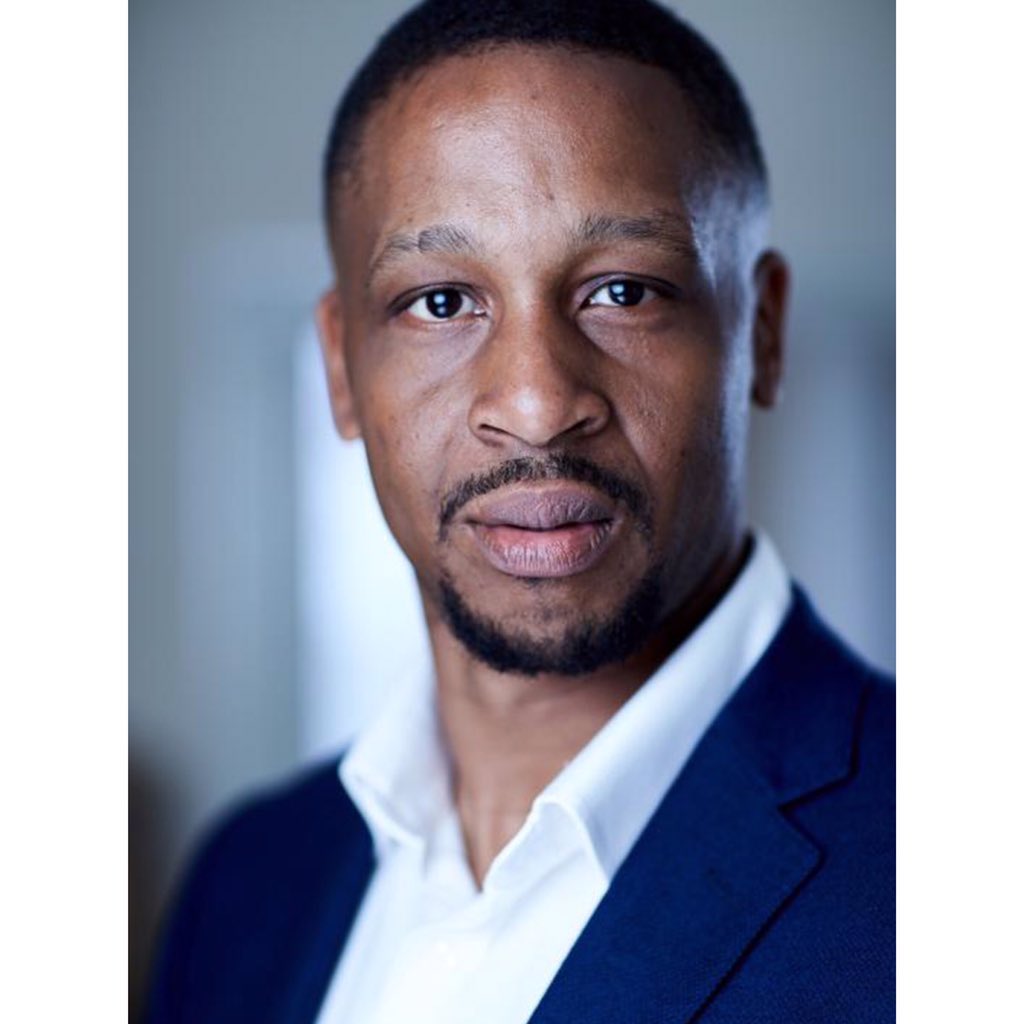 BraidsProd's tweet photo. On to our next announcement with @AndreLecointe as Maurice. A boxing coach who’s caring but tough and knows how to pick his fights! 🥊🏃🏿‍♂️#braids #shortfilm #film #femalefilmmakers #womeninfilm #boxing #short #actor https://t.co/gvUjM1nmtW