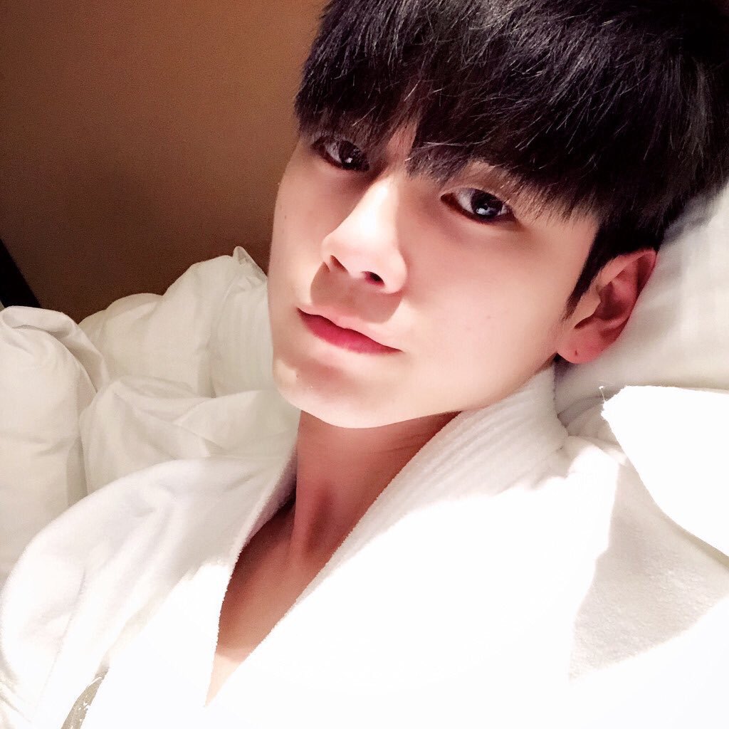 슈크림빵 tweet media