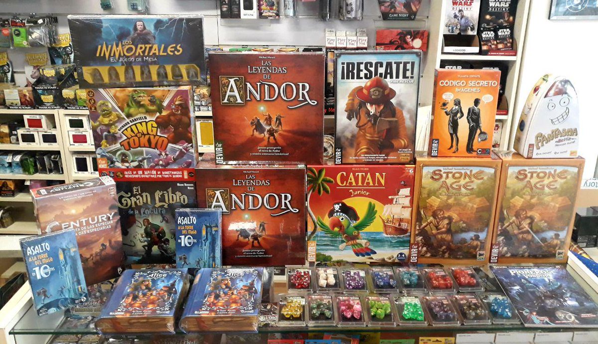 DocOcio's tweet photo. ¡Qué viva el #juemodern!
Reponemos y traemos #novedades de la mano de @Nosolorol y @DevirIberia : Leyendas de Andor, Rescate, dados para tus juegos favoritos, Resurgir del Dragón edición de bolsillo, la esperada nueva edición de Vampiro 5ª y un montón de títulos más🥰
#Zaragoza https://t.co/KPH37alBYA