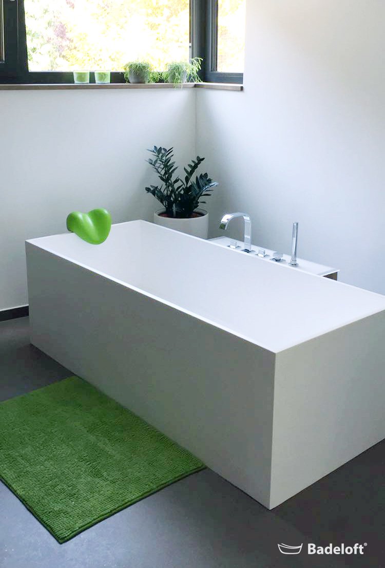 Badeloft's tweet photo. Im Bad starten wir in den Tag und lassen ihn auch wieder ausklingen. Es ist die erste Anlaufstelle, deshalb gebührt ihm eine hübsche, wohnliche Gestaltung.
#Badeloft #freistehende #badewanne #bathtub #freestanding #spaproducts #home_and_living https://t.co/zENScloTq7