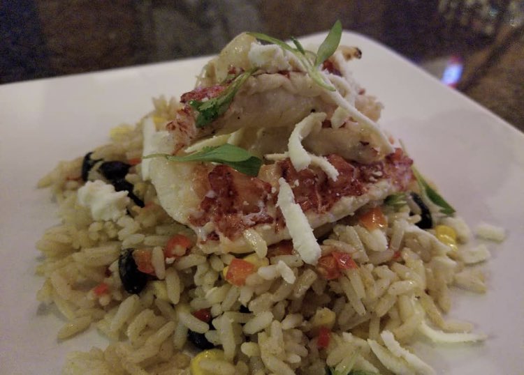 ShoreHouseTav's tweet photo. This weeks features; Chipotle Lime Lobster Tail, Jerk Chicken Drums, and Albacore Tuna Melt. https://t.co/eiyHRpbOwP