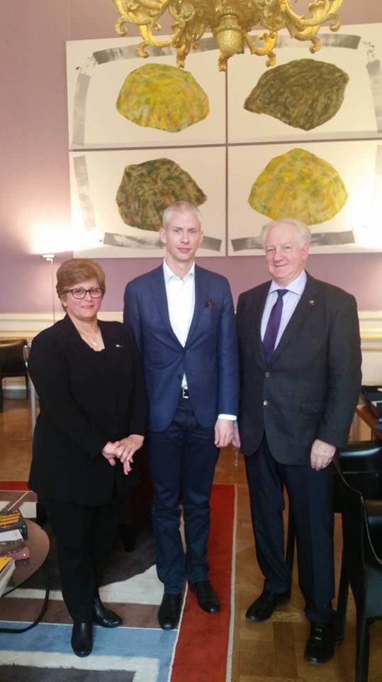 MOF (@societemof) on Twitter photo Aujourd'hui notre Président Jean-François Girardin, accompagné de Claire Sarmadi, responsable de la Commission Métiers d'Art, étaient reçus par le Ministre de la Culture, Monsieur <a href="/franckriester/">Franck Riester</a> Aujourd'hui notre Président Jean-François Girardin, accompagné de Claire Sarmadi, responsable de la Commission Métiers d'Art, étaient reçus par le Ministre de la Culture, Monsieur <a href="/franckriester/">Franck Riester</a>