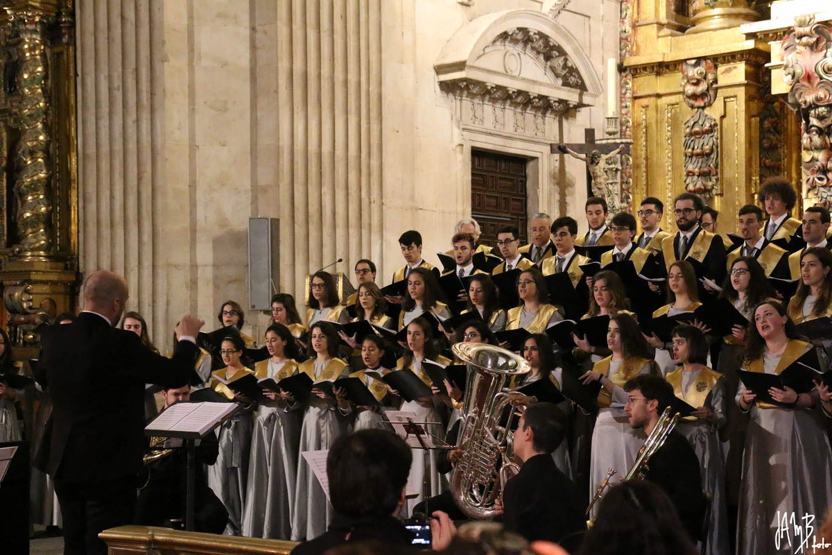 Coro Tomás Luis de Victoria tweet media