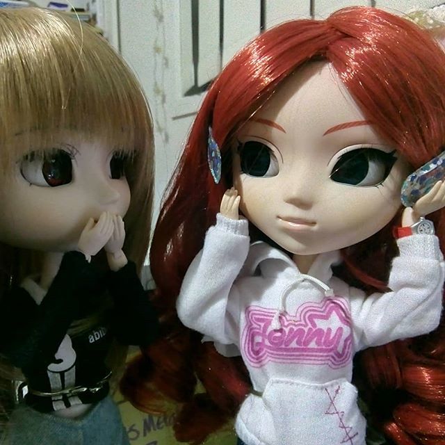 ningyou_hime's tweet photo. quick & dirty update: Eva finally has her perfect hair! Zoë is amazed at how cute her twin looks, and can you blame her?
#pullip #pullipcustomization #pullipdoll #pullipstagram #pullipsofinstagram #pullipreiayanami #pullipasukalangleysoryu https://t.co/j75ERUA3Kd https://t.co/5hIK0cqsoc