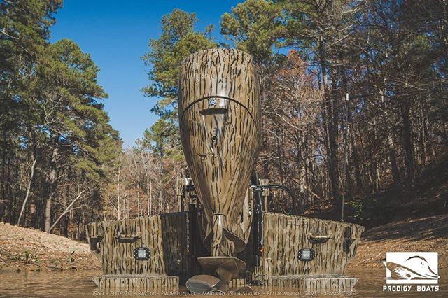 ProdigyBoats's tweet photo. 1960 Razor Tunnel, 150 Merc....... .
.
#prodigyboats #bottomland #outboard #mercury #centerconsole #badass #haulingass #wetsound https://t.co/2gm0yfRV8j https://t.co/LNVtfEtpsb