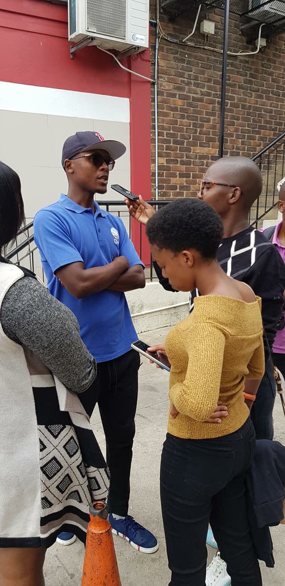 SollyMalatsi's tweet photo. Isukile @Our_DA #TeamOneSAForAll https://t.co/PXQc6lf2NW
