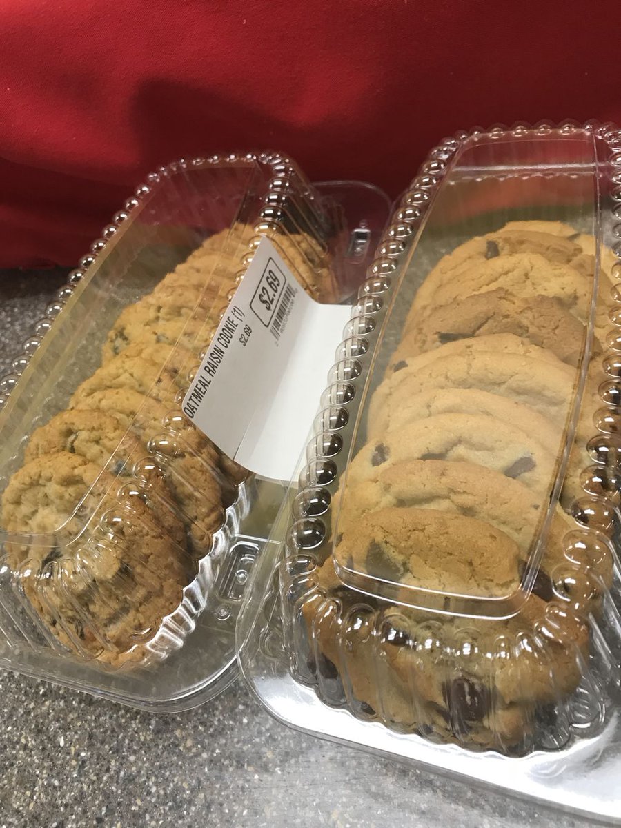 RenaissanceCoop's tweet photo. It’s always a good time for cookies 🍪😍 https://t.co/J6v5zcYeTf