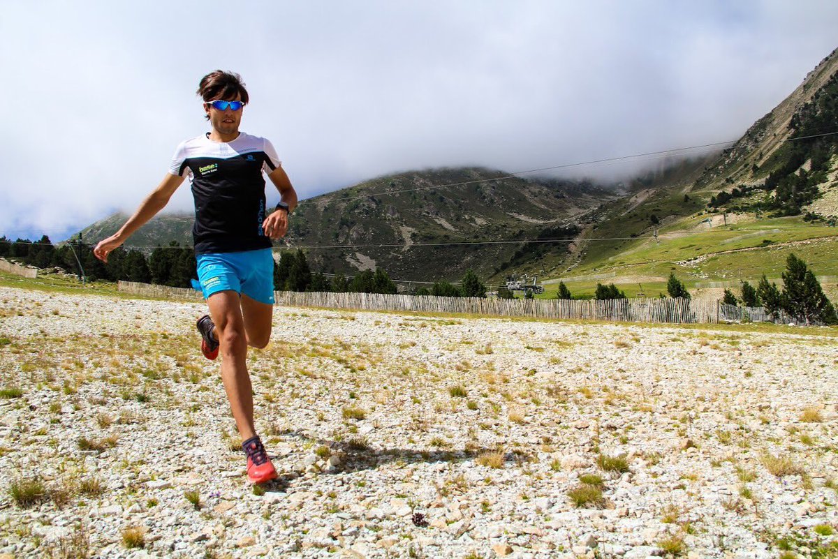 Practiques la disciplina que practiques, hay unas #Eassun para ti. ¡A por el 2019! #RideLight #Eassun #ski #ciclismo #trailrunning #running #mountainbike