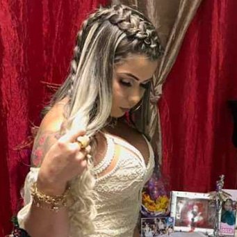 Daivid82176262's tweet photo. Mas essas do ano novo✨❤️🥰 https://t.co/gI1EMSusPk