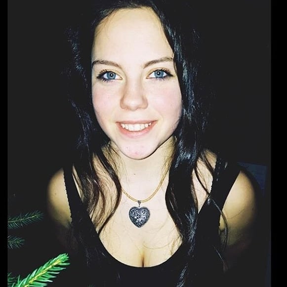 GF_Shop's tweet image. Our ❤ Heart necklace is back in stock. Use code LILY20 and get 20% discount @lilywerner24 
🐾hancrafted 
🌱vegan 
🐰cruelty-free
#ethicalfashion