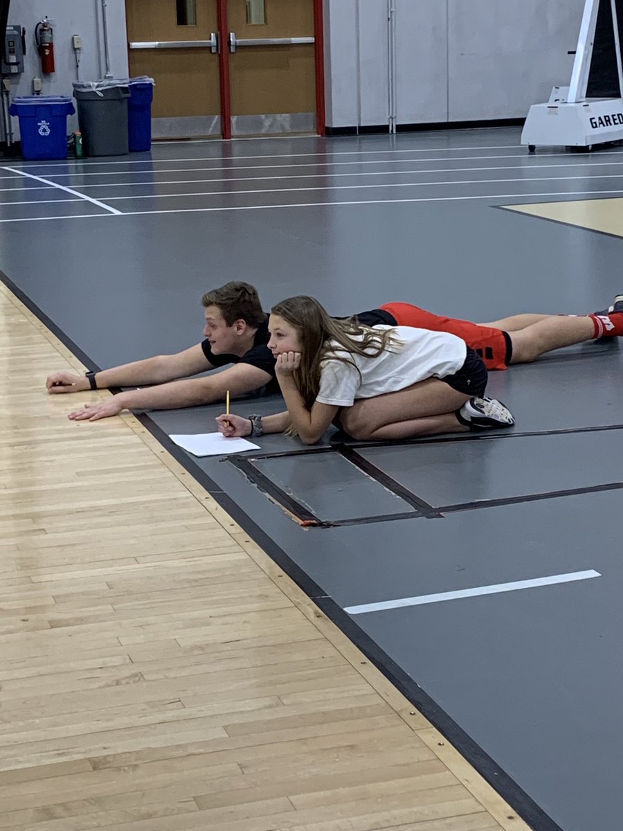 susiegodfrey1's tweet image. team collaboration, peer assessment, physical activity #allpartofPE #learningindifferentways #januarymadness