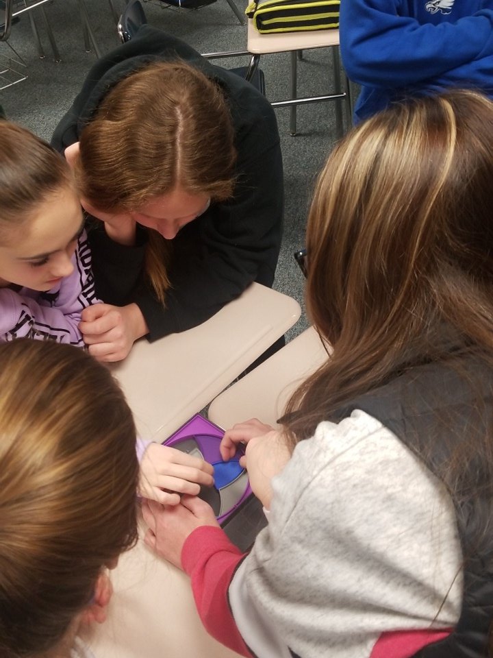 MrEhlersScience's tweet photo. Problem solving and teamwork activities on the first day of the second semester. #WeROverton @OvertonEagles https://t.co/iDdQqDvIWp