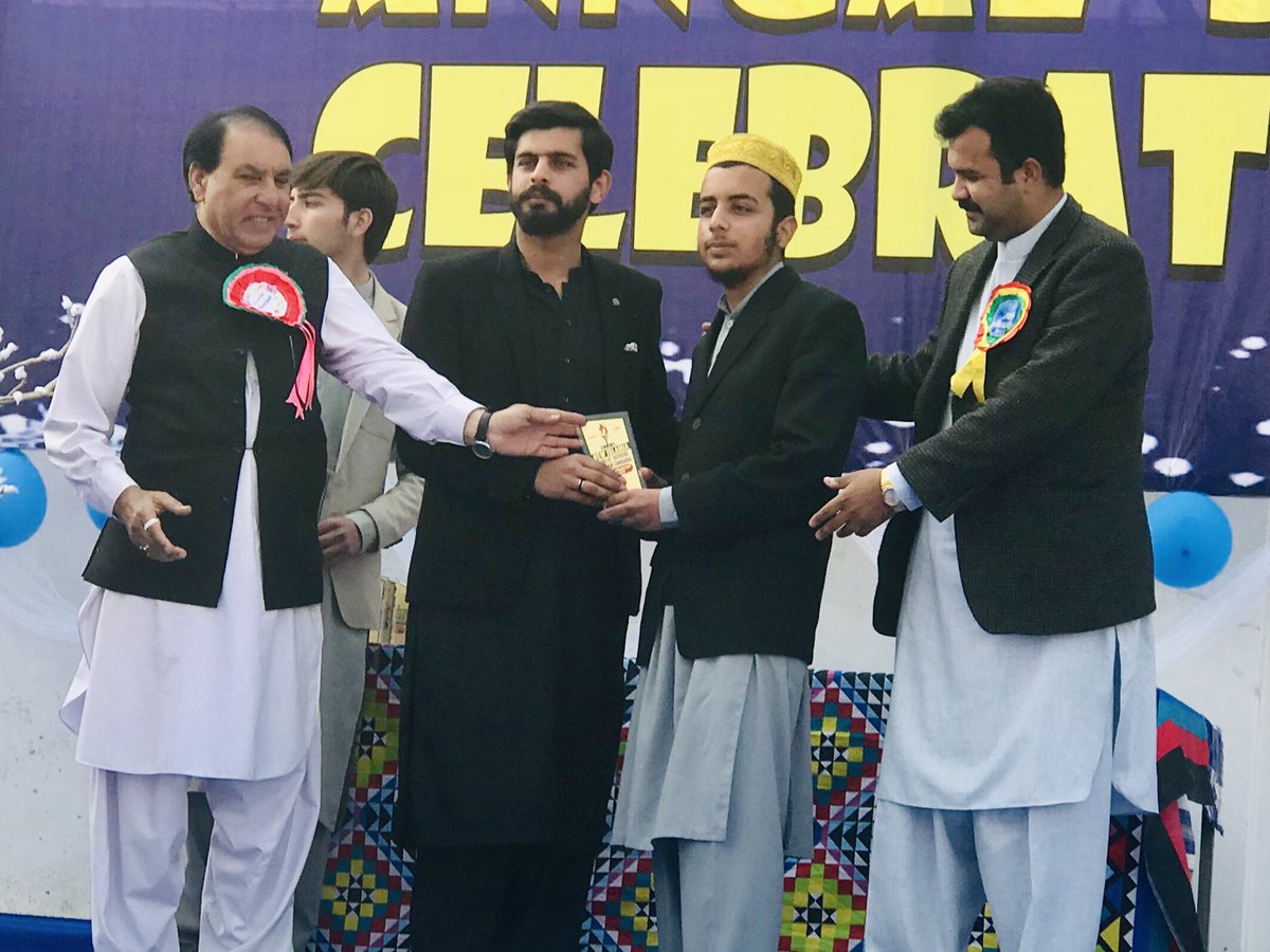 malikosama63's tweet photo. Malik Osama Chief Minister KP Youth Assembly today as a Special Guest at New Islamia Public School & College Charsada on the occasion of annual day celebration. Shared some useful thoughts also distributed awards amongst the positions holders.
#Special_Guest
#KPYA 🇵🇰
#CM_KPYA ✌🏻 https://t.co/Qz6cz7plkx