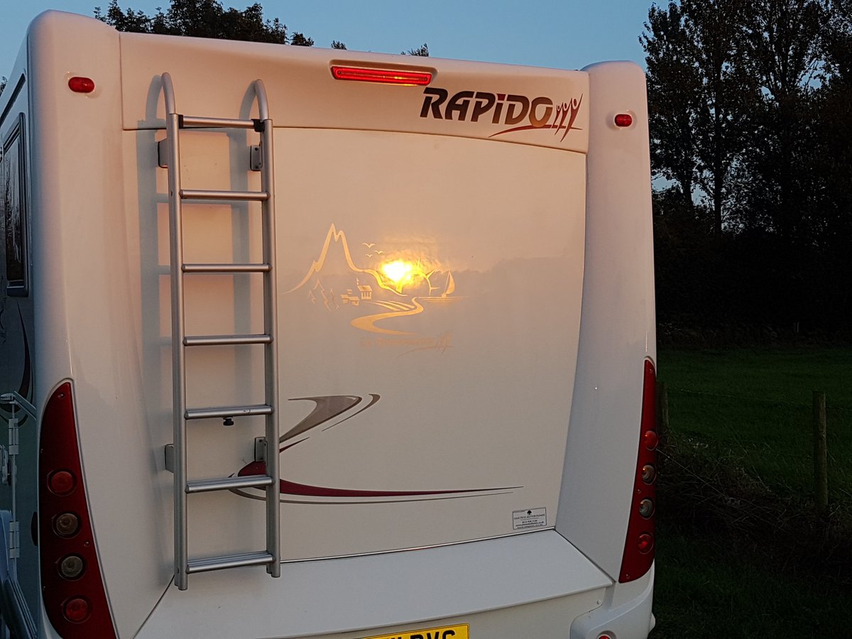 boe_crew's tweet photo. Location Motorhome Spain #motorhome #motorhomerentalspain #rodajes #film #tvproduction #photography #2019 #Feliz2019 #rapido https://t.co/SPSCfLdeeB