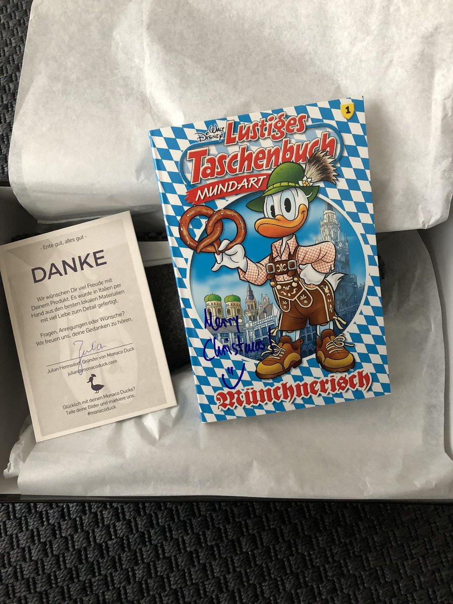 QPoltinger's tweet photo. oh.ah.hui ich liebe meine neuen schuhe jetzt schon 😍 #monacoduck https://t.co/KbujMyrt0J