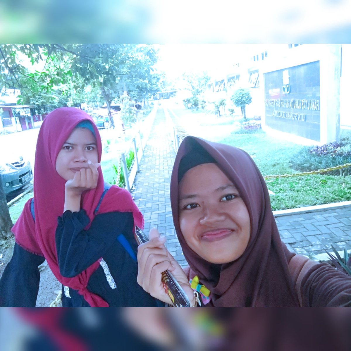 PujiRhy98's tweet photo. Cieh perdana pict berdua disemester old...
#ganbatte2019 #bismillah #wisudabareng #Aamiin #KamisManis https://t.co/4zyPDf1E6m