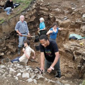 Heritage Lottery Fund Small Grants Programmes from £3-£100K. Deadline 18th Jan 2019. Funding for heritage projects that explore, share, and celebrate stories &amp; history, local memories, cultural tradition, &amp; conserving wildlife.

Short app form Info @ hlf.org.uk/looking-fundin…