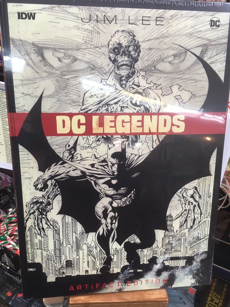 strangeadventrz's tweet photo. Get an oversized look at high-quality presentations of a fan favourite in the new DC Legends #jimlee Artifact Edition from #idwpublishing ($175)! #dccomics #artifactedition https://t.co/PnuudXWGfx