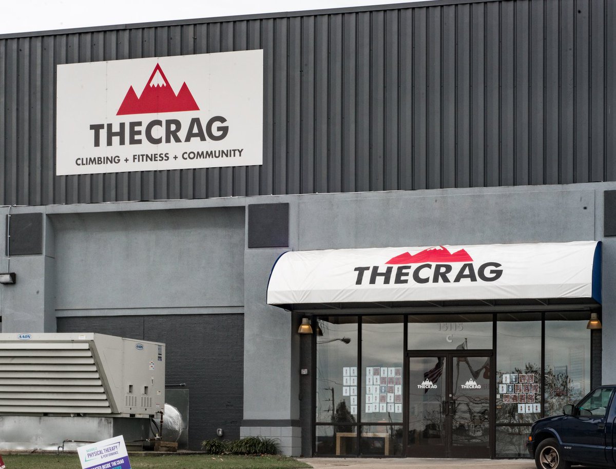 bigvisual_group's tweet image. Need signage? We can help you reach your peak. Here&apos;s how we helped @TheCragTN with some visual appeal.
