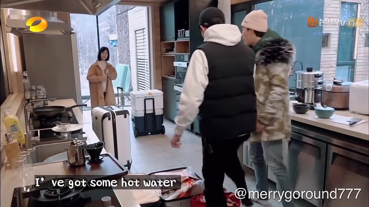 When Boss said that Yy should have a water, Dd moves gracefully to get some water, and Yy followed him just to check the place  but I love the fact that he specifically grab a warm water, he is so considerate that Yy came from cold weather outside, the little things fam 