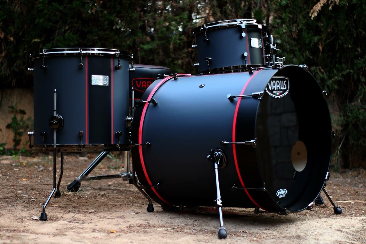 DrumsVarus's tweet photo. Do you like this amazing finish? #varusdrums #drums #drumkit #customdrums https://t.co/cQtOgIGPyK