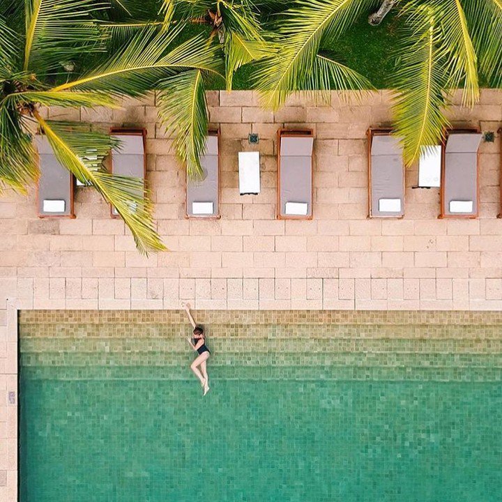 Amanresorts's tweet photo. 'The greatest self is a peaceful smile, that always sees the world smiling back.' - Bryant H McGill #Amangalla https://t.co/qxKJ6QfKNY @MarinaComes #AmanDesign #AmanResorts #SriLanka https://t.co/xxqtUL0bbi