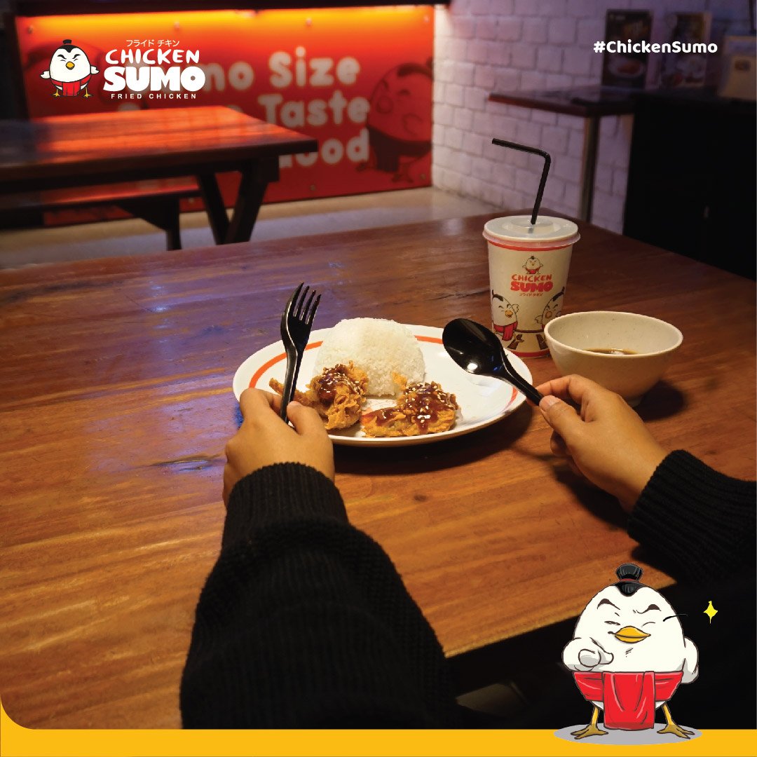 chicken_sumo's tweet photo. Ke pasar liat buah sawo
Perginya waktu malem minggu
Makan ayam di Chicken Sumo
Emang paling enak tau!

#Chickensumo #Promodesember #Chimolovers #Koreanchickenwing #Yogyagriya #buzzforfood https://t.co/B39pIxgBlr