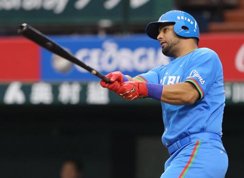 西武ライオンズ　クラシック2014　復刻ビジターユニフォーム　レプリカ ライオンズ・クラシック2014グッズが新宿で買えちゃえます！復刻