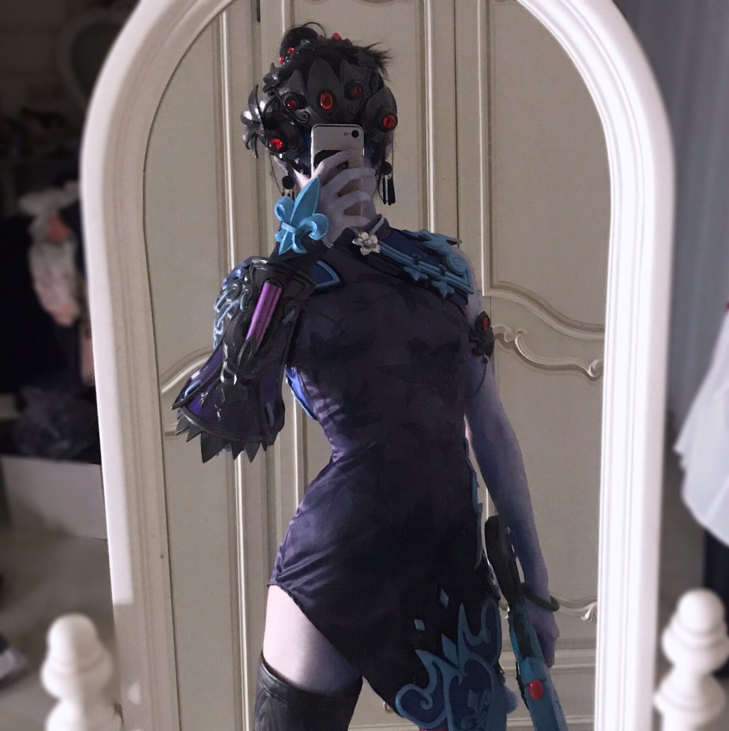 QHcosplay's tweet photo. Widowmaker💜Blacklily #Overwatch https://t.co/DiU9A1mlds