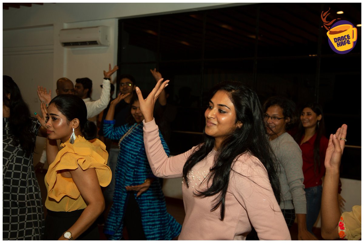 DanceKafe's tweet photo. Christmas party Celebration at dancekafe.Thanks for all celebrities and dancekafe family.Stay tune for next event.
@iSanchitaa @Actress_Indhuja @sherif_choreo @vijaytelevision #Sunita_Gogoi  #dancekafe #tasteyourdance #valasaravakkam https://t.co/YT7ogJMJYH